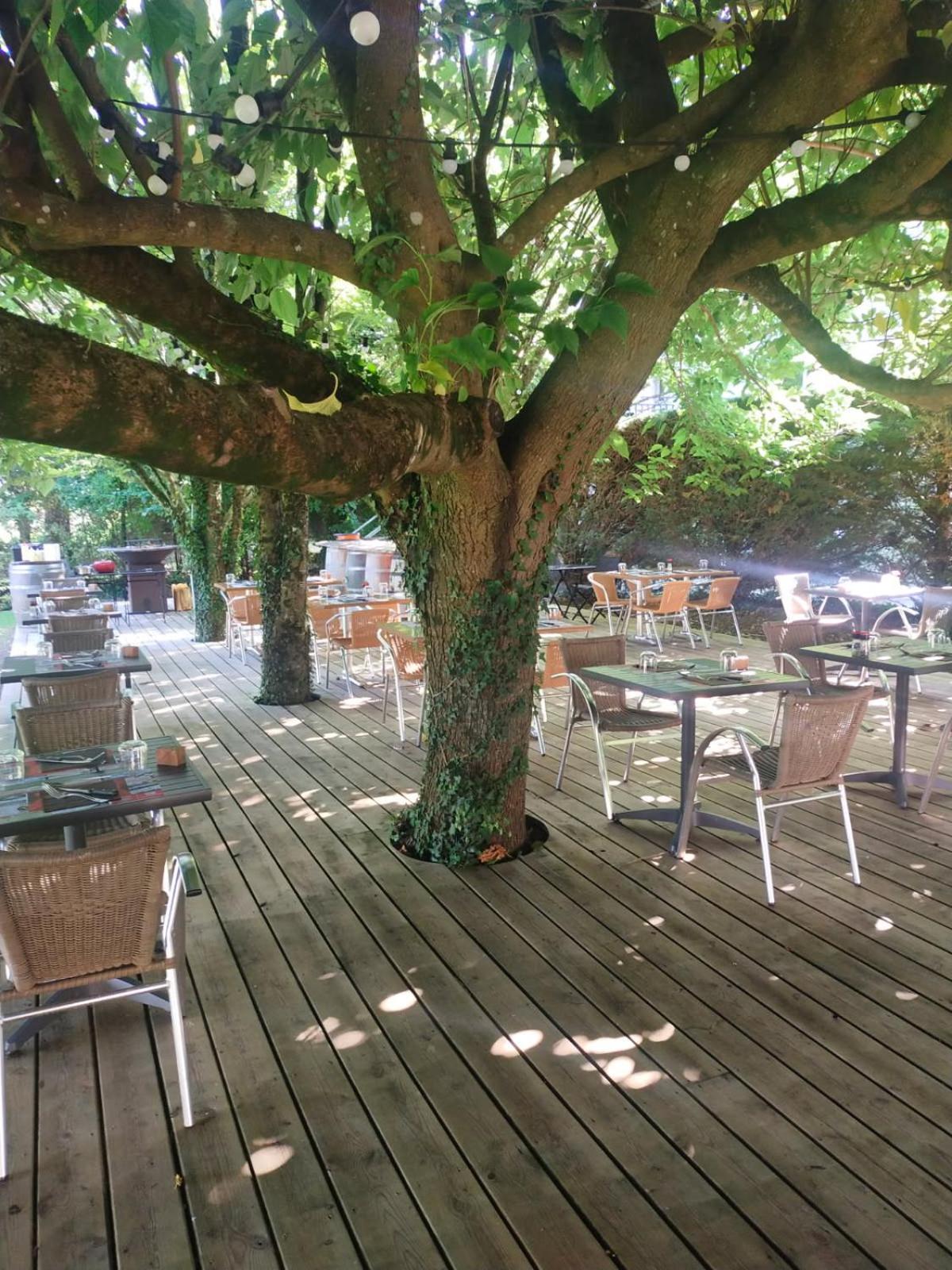 Hôtel Bon Repos Barbezieux-Saint-Hilaire Exterior foto